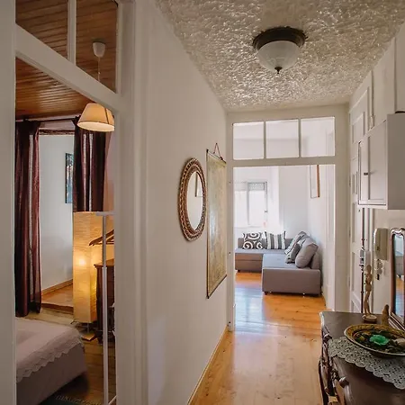 Downtown-centre Historic Apartment